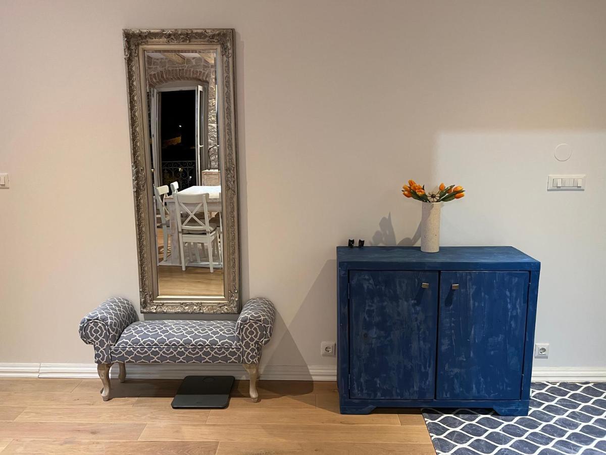 Palazzo Di Toma Lejlighed Milna  Eksteriør billede